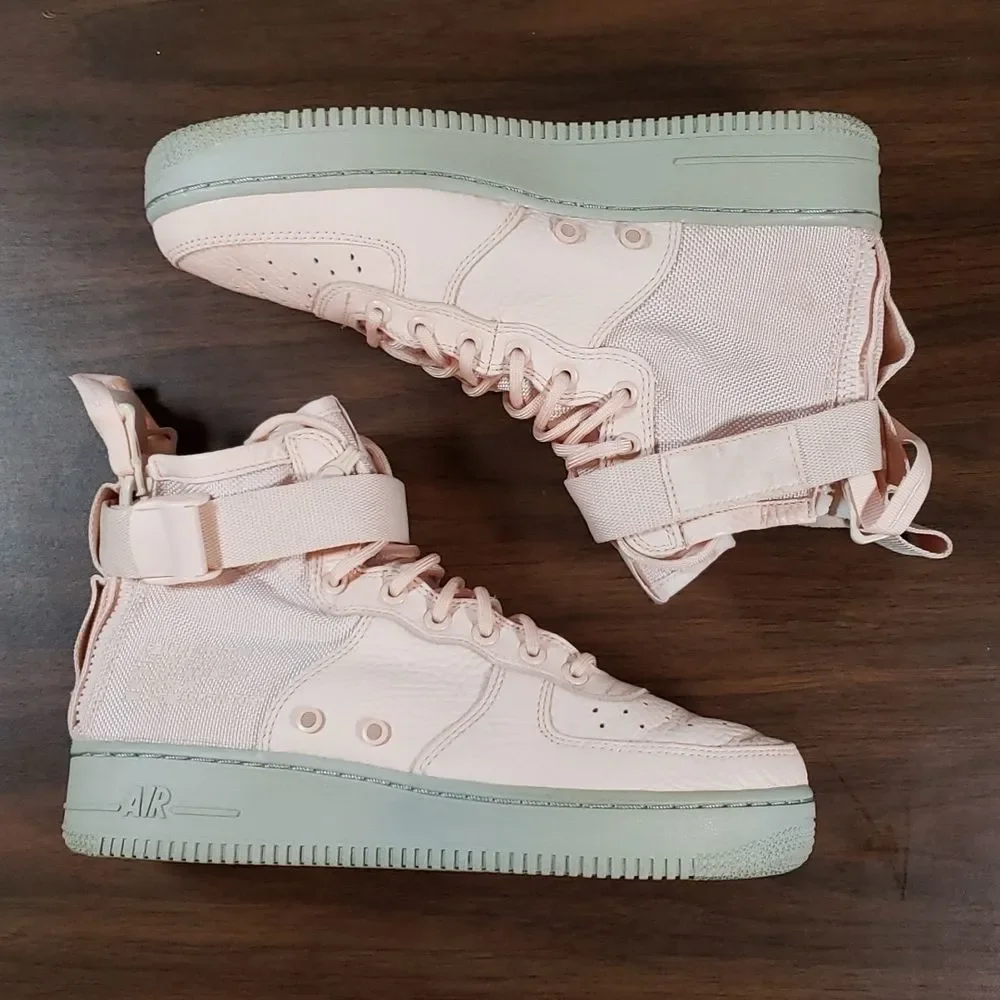 Nike‎ SF Special Forces Air Force 1 Mid Womens Sneakers Shoes 8½ Orange Quartz